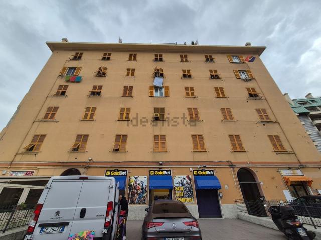 Appartamento in vendita di 77 m² in Corso Alessandro de Stefanis, 42