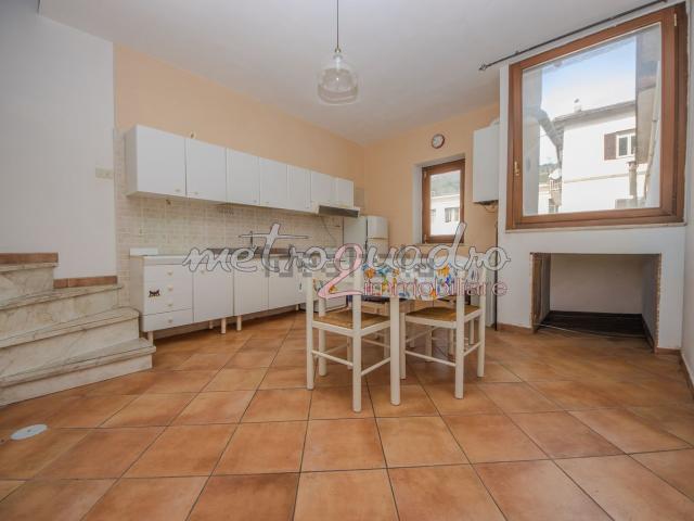Appartamento in vendita di 77 m² in Corso Appio Claudio, 6