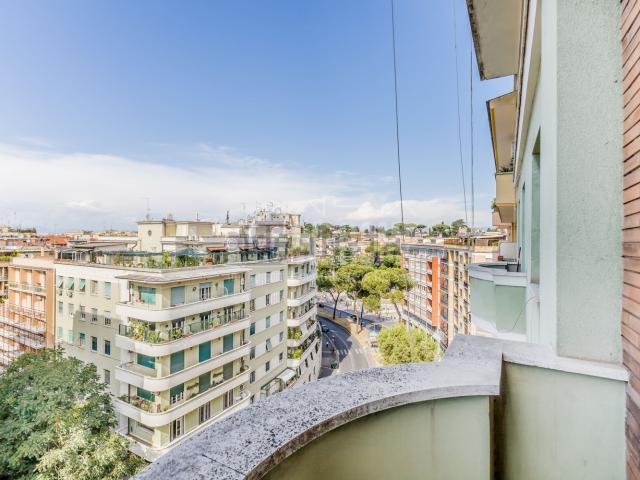 Appartamento in vendita di 77 m² in Corso Trieste, 174