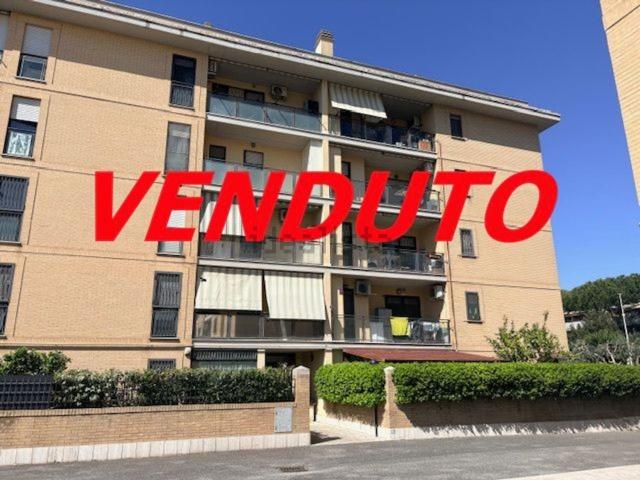 Appartamento in vendita di 77 m² in Largo Riccardo Monaco, 28