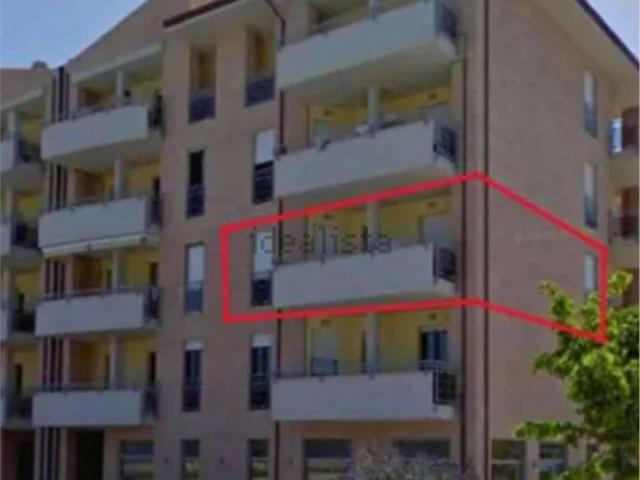 Appartamento in vendita di 77 m² in Piazza Roma, 35