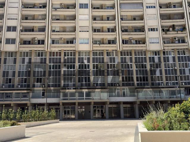 Appartamento in vendita di 77 m² in Piazzale Bestat, 33