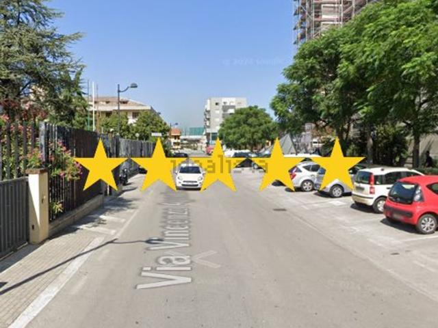 Appartamento in vendita di 77 m² in Via Vincenzo Agostinone, 9