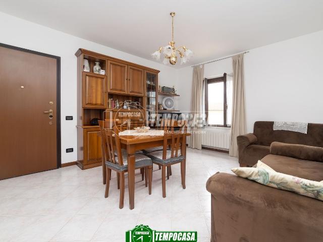 Appartamento in vendita di 77 m² in Via Vittorio Veneto, 37