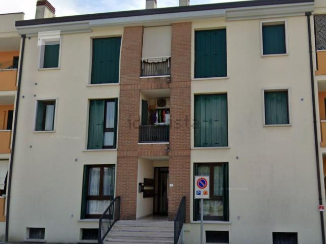Appartamento in vendita di 77 m² in Via A. Canova