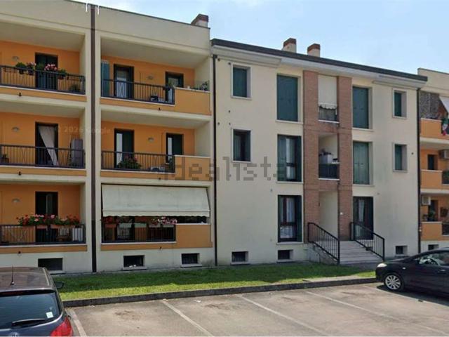 Appartamento in vendita di 77 m² in Via A. Canova, 12