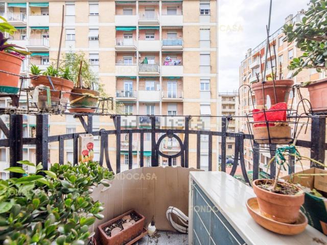 Appartamento in vendita di 77 m² in Via Ayroli