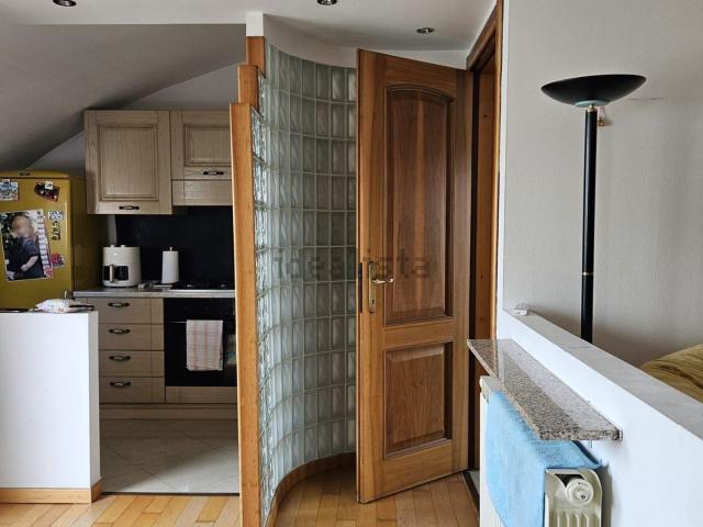 Appartamento in vendita di 77 m² in Via dei Guasco