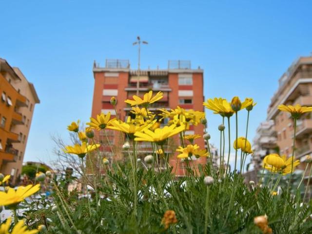 Appartamento in vendita di 77 m² in Via dei Monti di Creta, 1