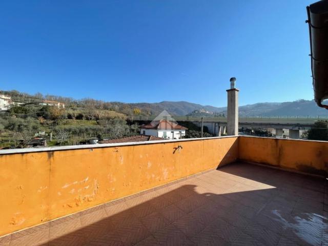 Appartamento in vendita di 77 m² in Via della Repubblica, 20
