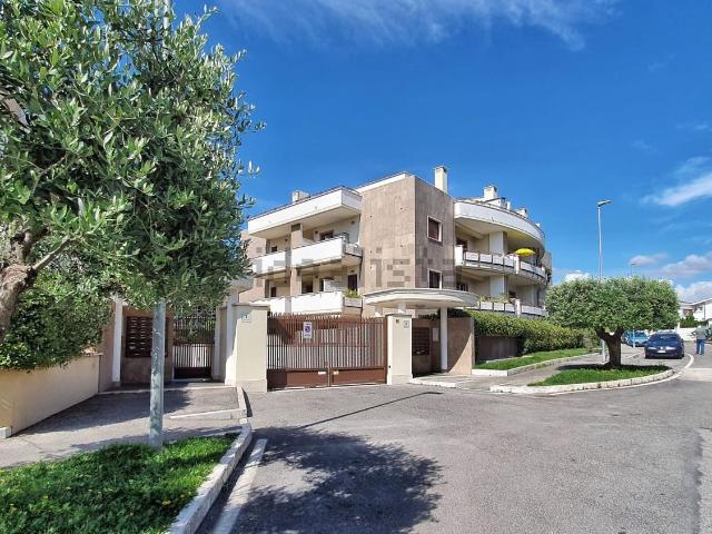 Appartamento in vendita di 77 m² in Via delle Boscare, 5