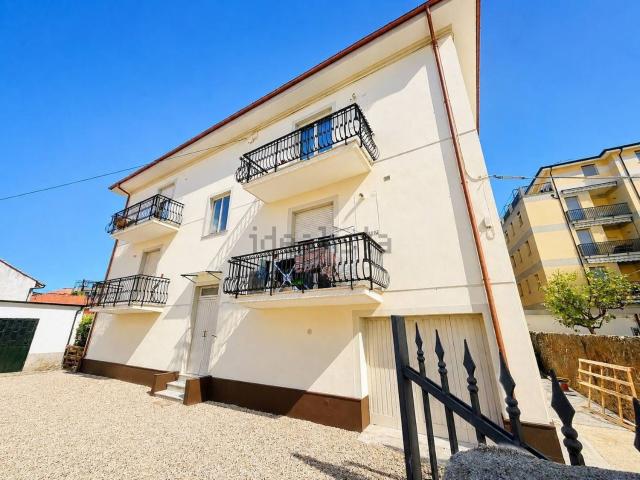 Appartamento in vendita di 77 m² in Via dello Schiavo, 17