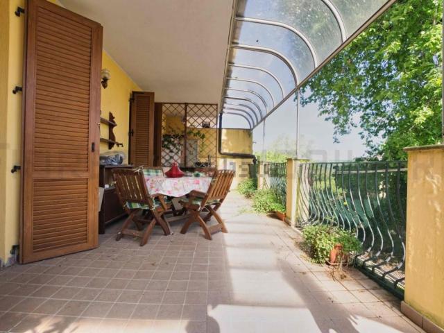 Appartamento in vendita di 77 m² in Via Frassine, 742