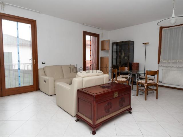 Appartamento in vendita di 77 m² in Via G. Pascoli