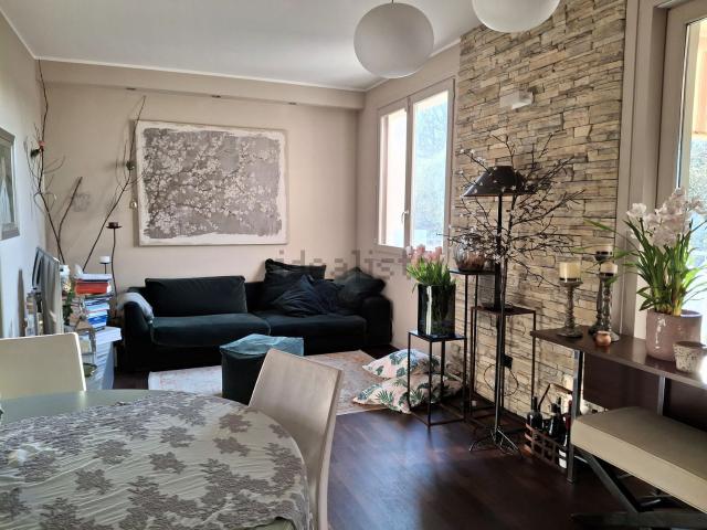 Appartamento in vendita di 77 m² in Via Giuseppe Dossetti, 86