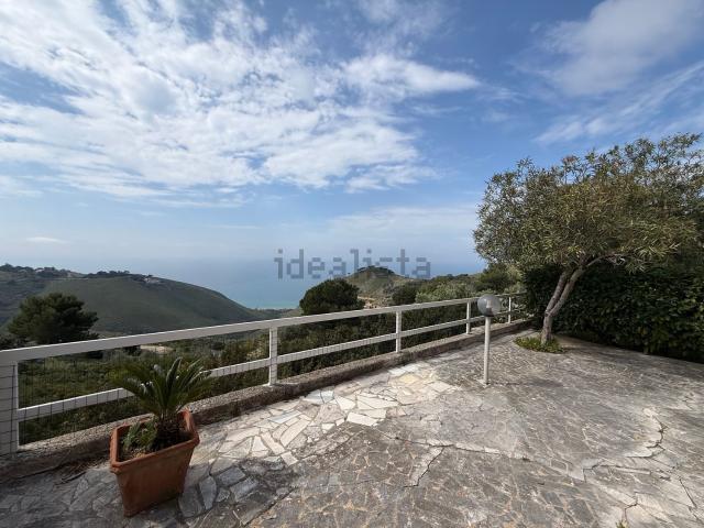 Appartamento in vendita di 77 m² in Via Itri, 4039