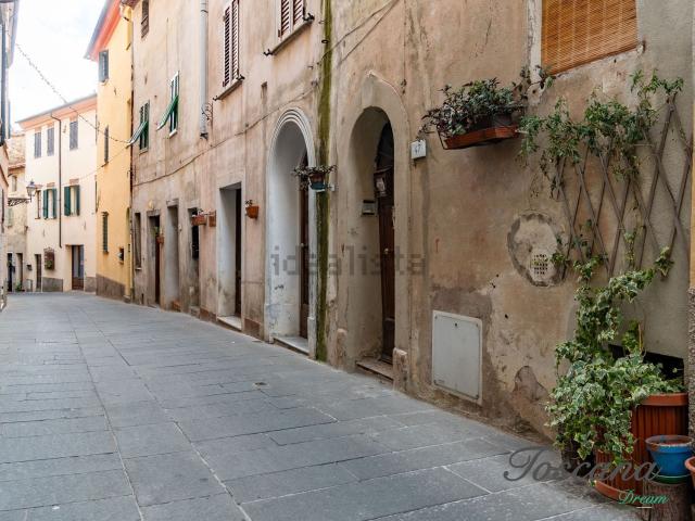 Appartamento in vendita di 77 m² in Via Licurgo Bardelloni