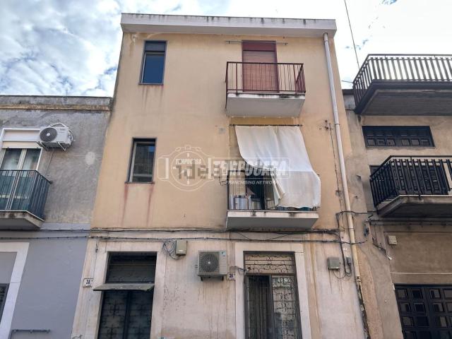 Appartamento in vendita di 77 m² in Via Licciardi