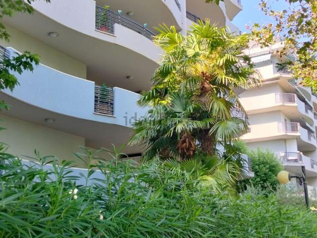 Appartamento in vendita di 77 m² in Via Lussemburgo, 2