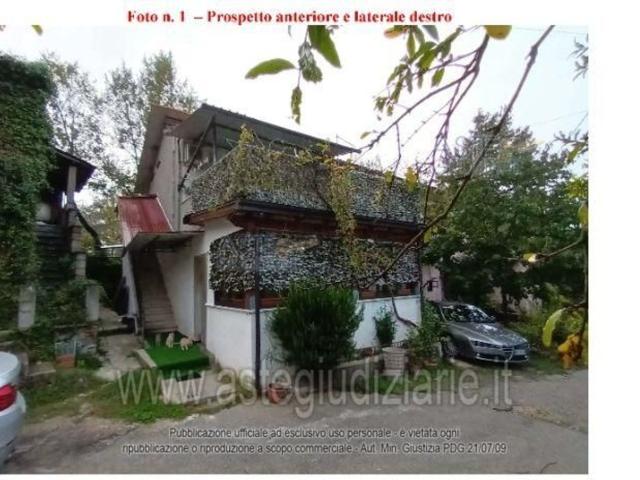 Appartamento in vendita di 77 m² in Via Madonna delle Grazie, 44