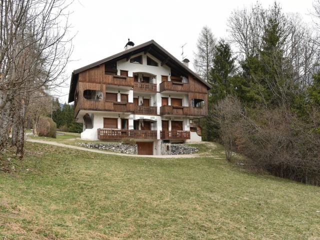 Appartamento in vendita di 77 m² in Via Pezes, 14