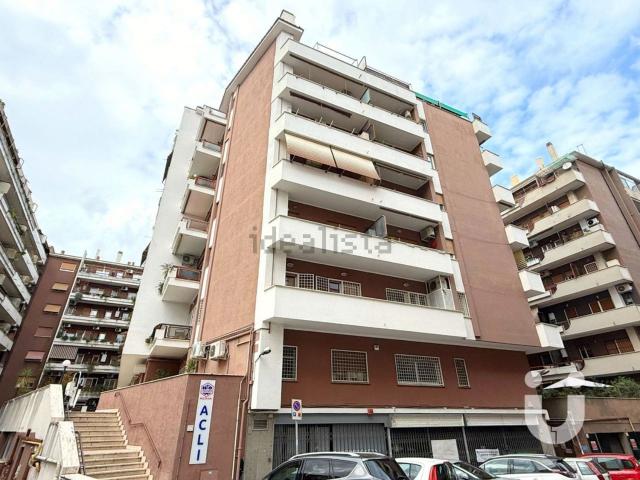 Appartamento in vendita di 77 m² in Via Prospero Alpino