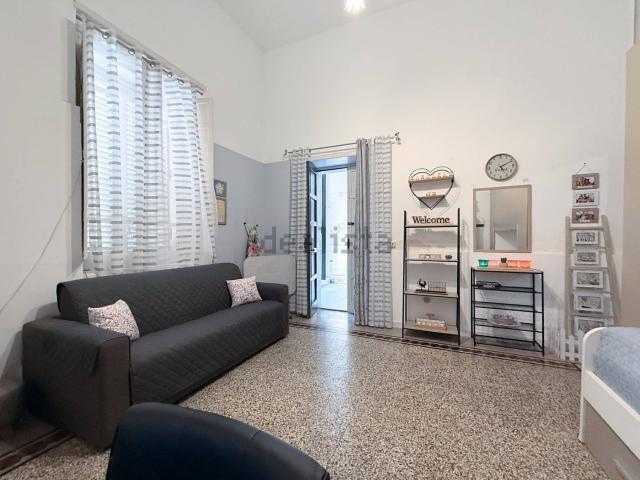 Appartamento in vendita di 77 m² in Via Re Ierone II