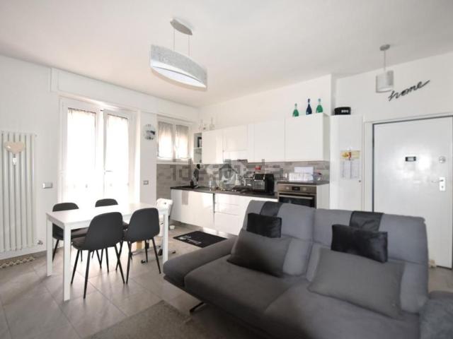Appartamento in vendita di 77 m² in Via Romualdo Bonfadini, 94