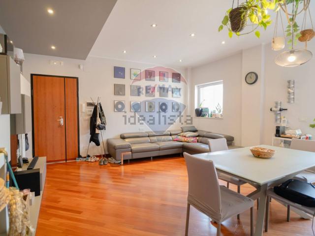 Appartamento in vendita di 77 m² in Via Saverio La Sorsa, 2