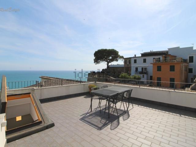Appartamento in vendita di 77 m² in Via Solferino