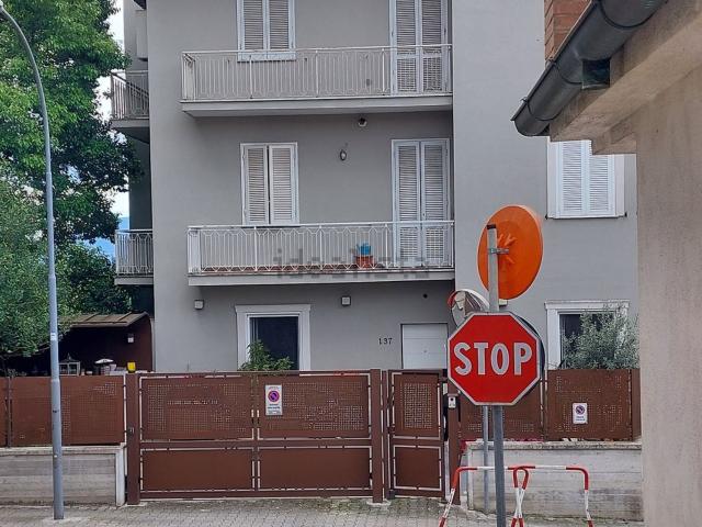 Appartamento in vendita di 77 m² in Viale America Latina, 137