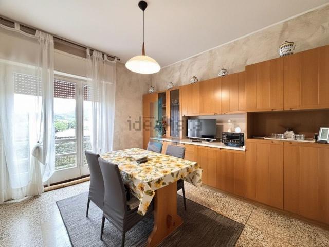 Appartamento in vendita di 77 m² in Viale Caduti del Lavoro, 147