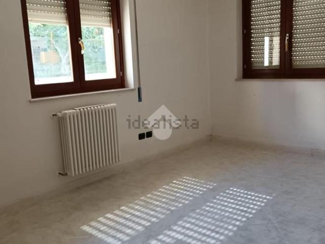 Appartamento in vendita di 77 m² in Viale della Repubblica, 76