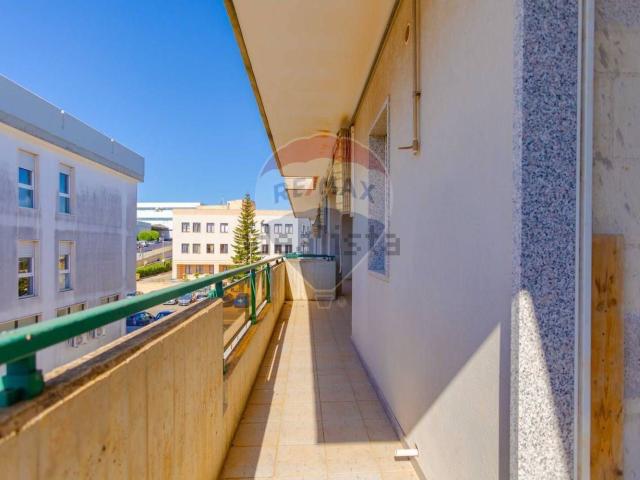 Appartamento in vendita di 740 m² in Via Mottola