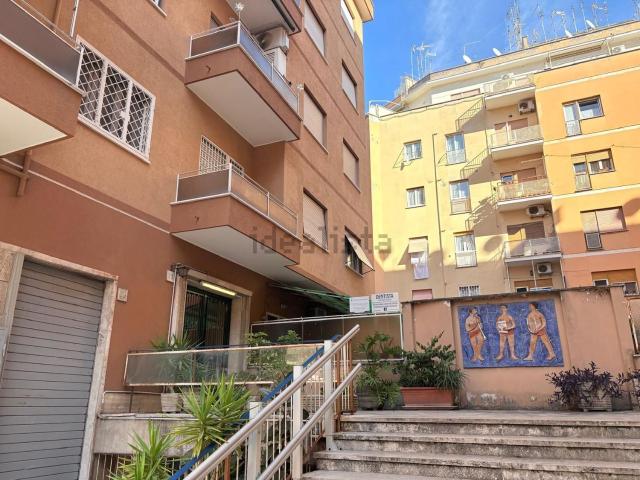 Appartamento in vendita di 74 m² in Largo di Boccea