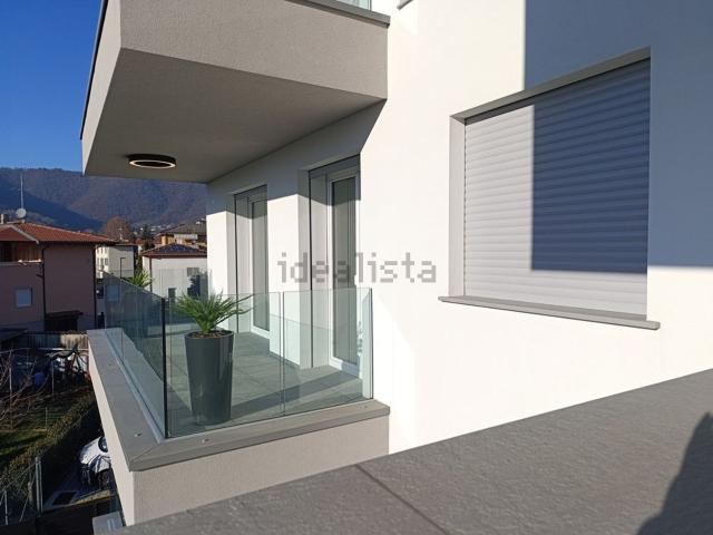 Appartamento in vendita di 74 m² in Via alle Cave, 2