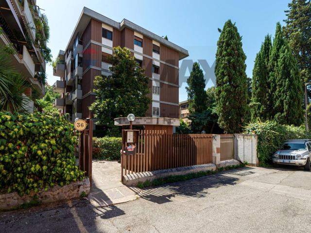 Appartamento in vendita di 74 m² in Via Angelo Messedaglia, 36