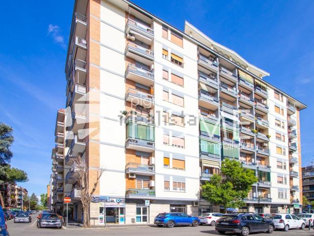Appartamento in vendita di 74 m² in Via Argentina Altobelli, 16