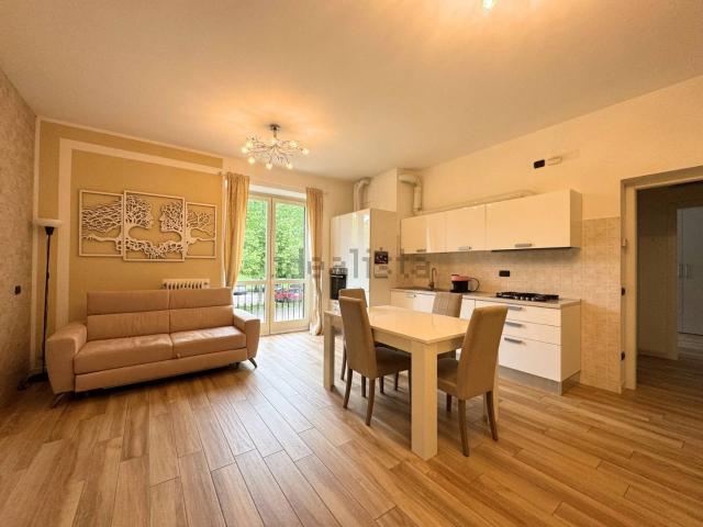Appartamento in vendita di 74 m² in Via Canonici