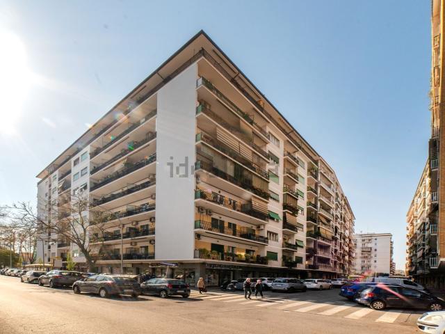 Appartamento in vendita di 74 m² in Via Caio Rutilio