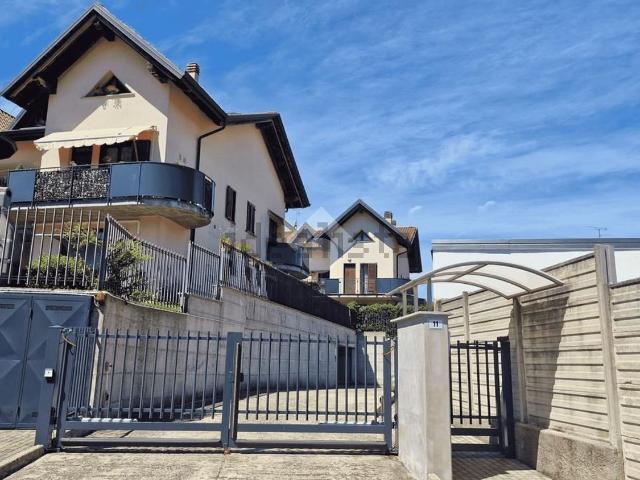 Appartamento in vendita di 74 m² in Via Coni Zugna, 11