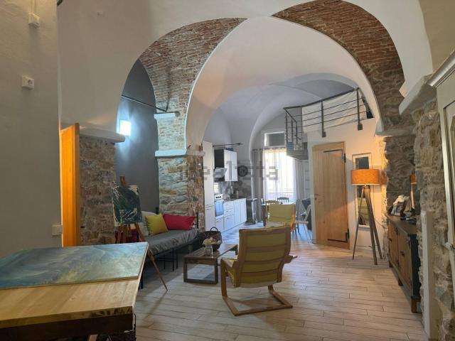 Appartamento in vendita di 74 m² in Via de Tommaso, 8