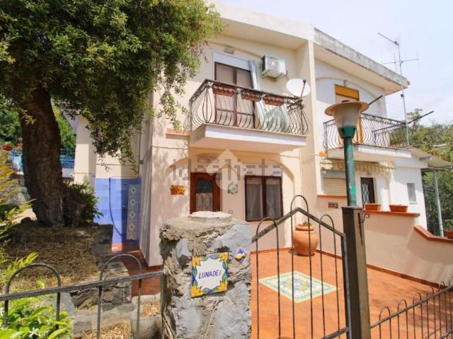 Appartamento in vendita di 74 m² in Via dei Giardini