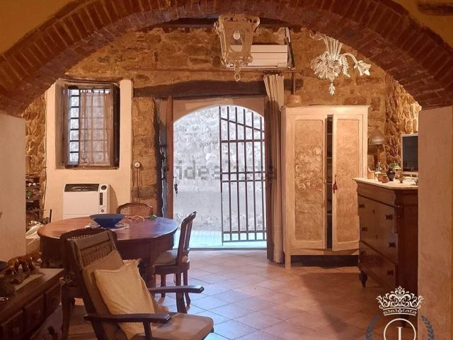 Appartamento in vendita di 74 m² in Via delle Logge