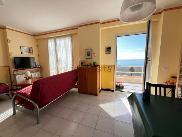 Appartamento in vendita di 74 m² in Via Evasio Montanella