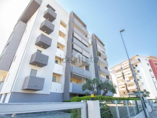 Appartamento in vendita di 74 m² in Via Giorgio Almirante, 4