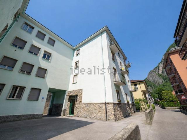 Appartamento in vendita di 74 m² in Via Giacomo Leopardi, 9