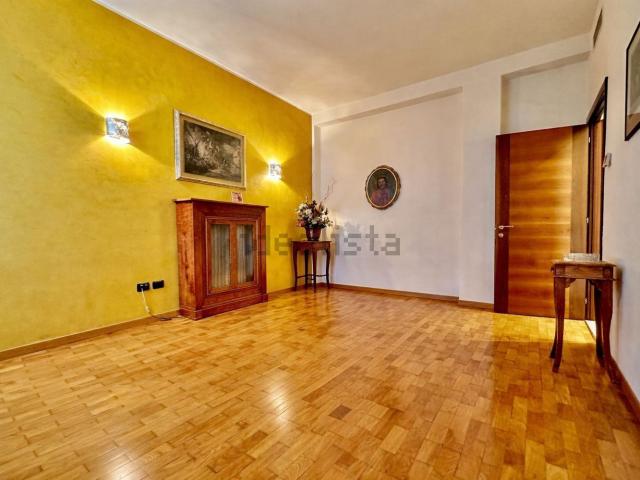 Appartamento in vendita di 74 m² in Via Giuseppe Broggi