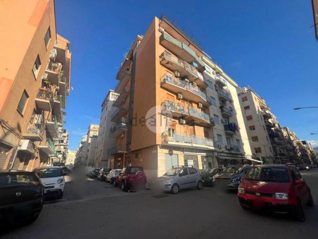 Appartamento in vendita di 74 m² in Via Giuseppe Leggio, 1