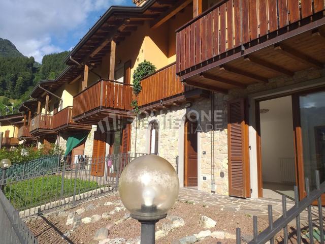 Appartamento in vendita di 74 m² in Via IV Centenario, 3